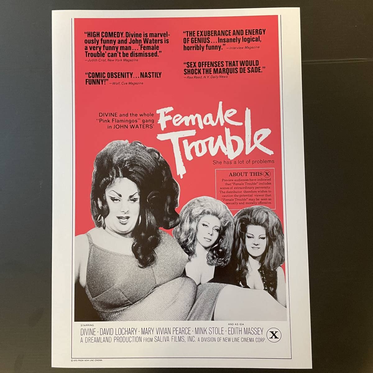 フィメール・トラブル　 DVD ジョン・ウォーターズ監督 Amazon.co.jp: フィメール・トラブル [DVD] : ディヴァイン